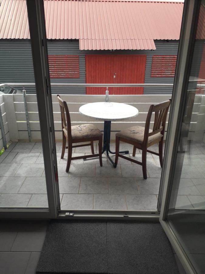 Ferienwohnung Lottstetten Bagian luar foto